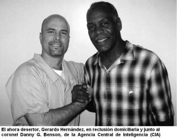 Gerardo Hernández - hier mit dem Schauspieler Danny Glover